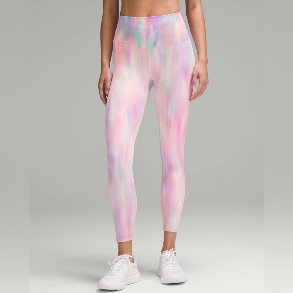Lululemon 🦄 *RARE* Wunder Train High-Rise Tight 25” in Psychedelic Multi Wash